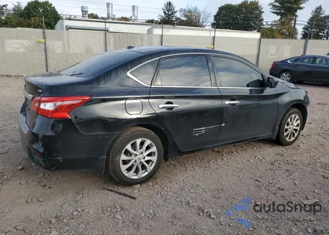 2018 Nissan Sentra S z USA, uszkodzony, nr VIN 3N1AB7AP8JL654982
